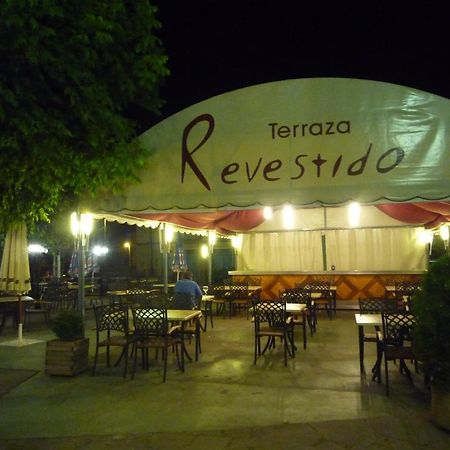 Hotel Restaurante Revestido Escalona Zewnętrze zdjęcie