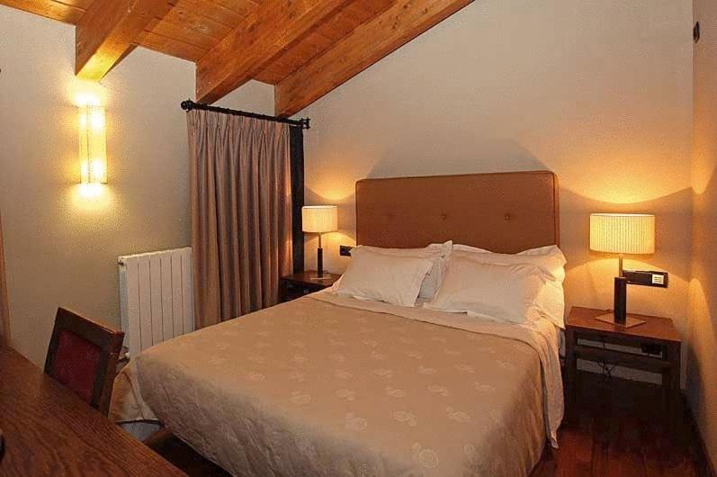 Hotel Restaurante Revestido Escalona Zewnętrze zdjęcie