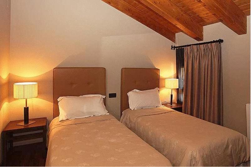 Hotel Restaurante Revestido Escalona Zewnętrze zdjęcie