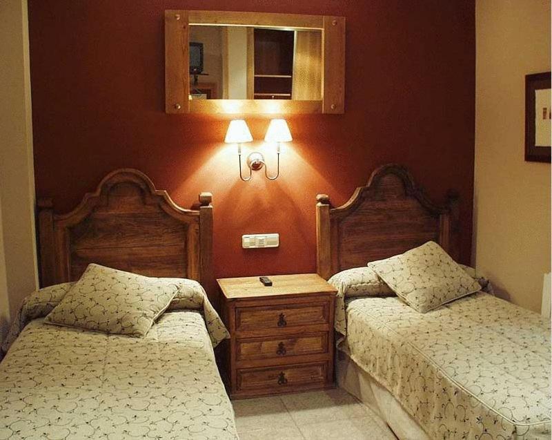Hotel Restaurante Revestido Escalona Zewnętrze zdjęcie