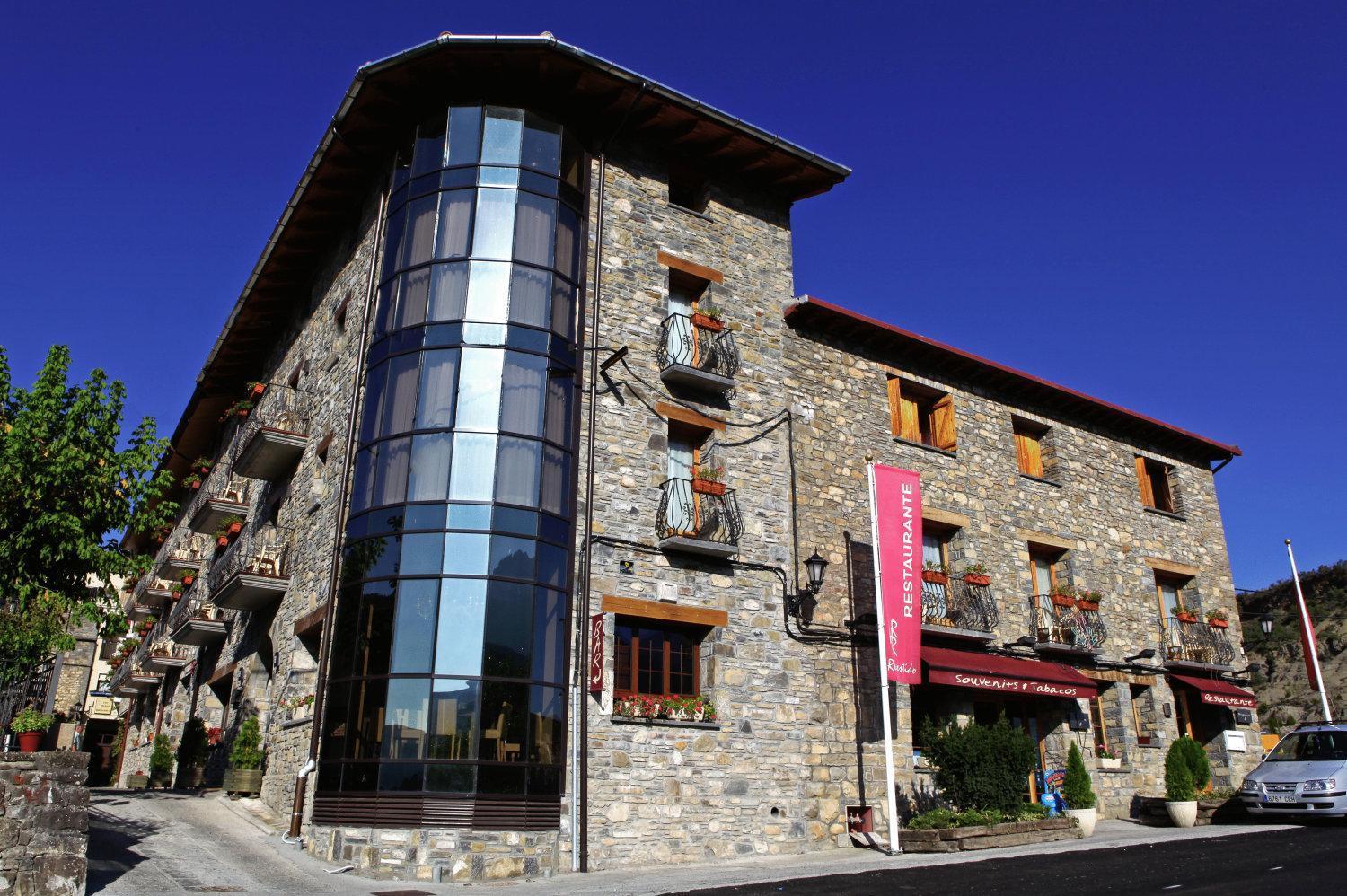 Hotel Restaurante Revestido Escalona Zewnętrze zdjęcie